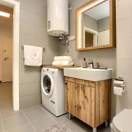 Apartman Awesome In With Kitchen